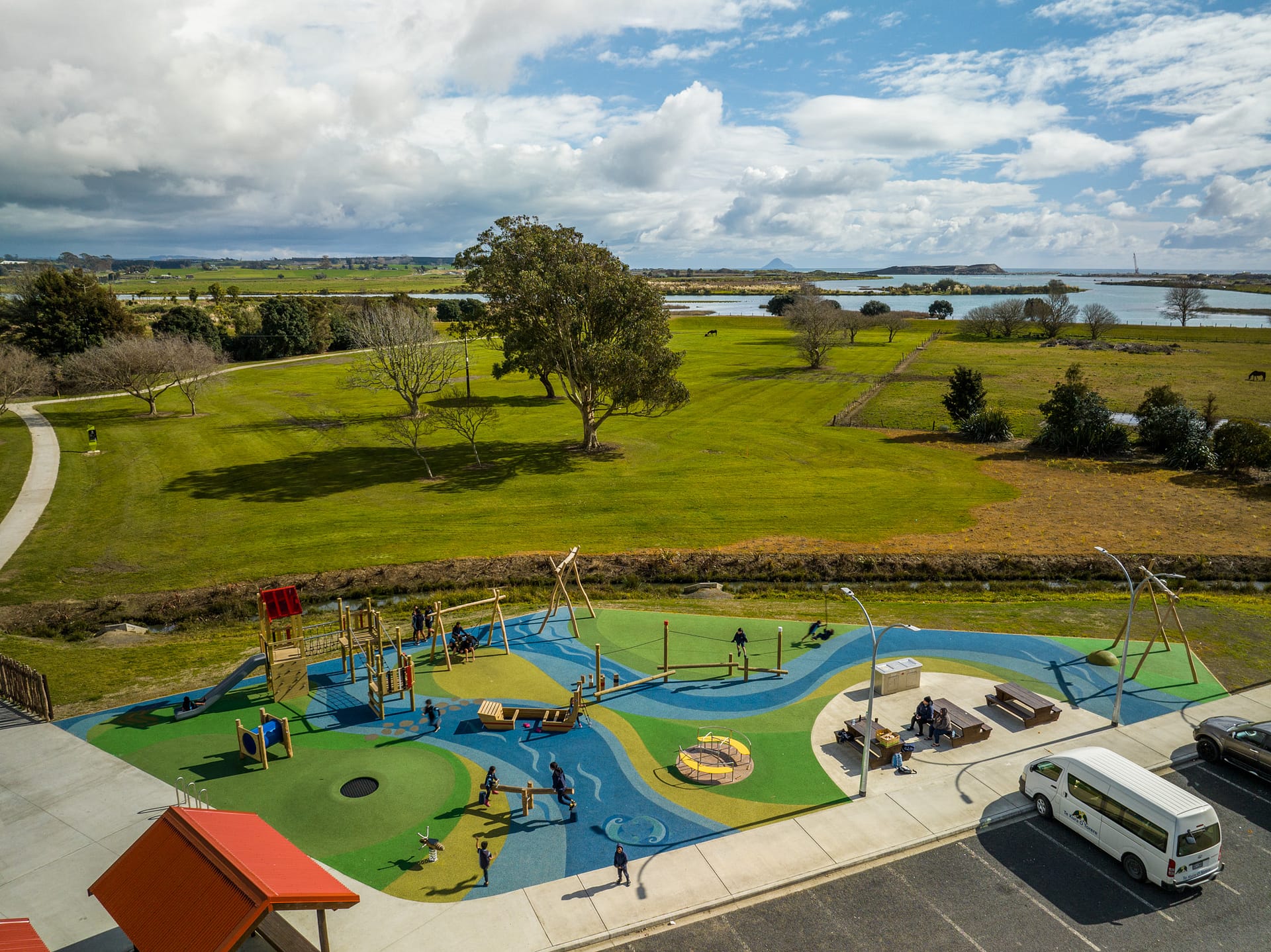 5-things-to-consider-when-choosing-your-playground-location-creo
